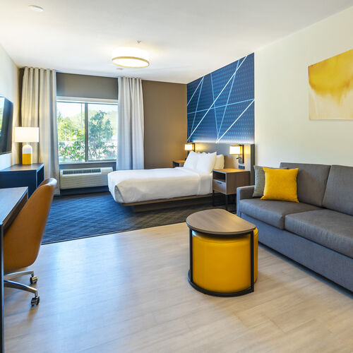 Comfort Suites Kelowna Wheelchair Accessible Queen