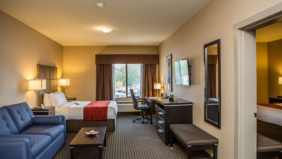 What Reviews Say About One of the Best Kelowna Hotels on TripAdvisor