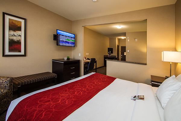 Comfort Suites Kelowna Hotel