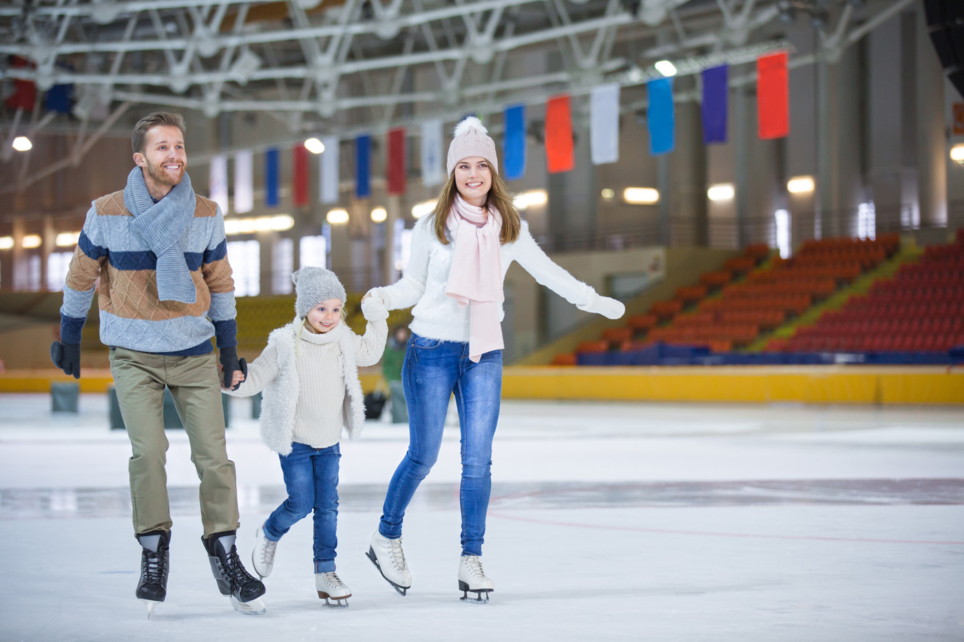 Beat the Christmas rush and explore the Okanagan with these fun family events from your hotel in Kelowna.&nbsp;